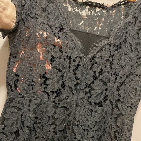 Dvf • Fifi Lace Mini Dress - Picture 10 of 14